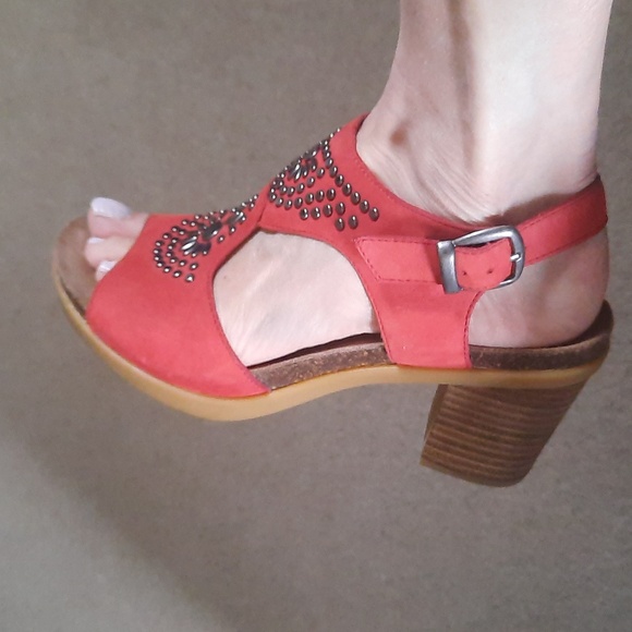 Dansko sandals size 38 worn once. GENUINE LEATHER!! - Picture 7 of 8